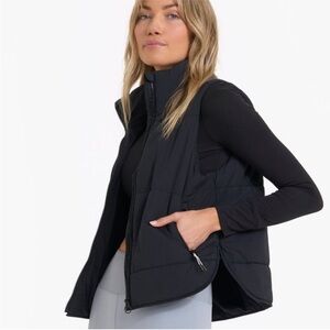 Vuori Black Canyon Insulated Vest, NWT